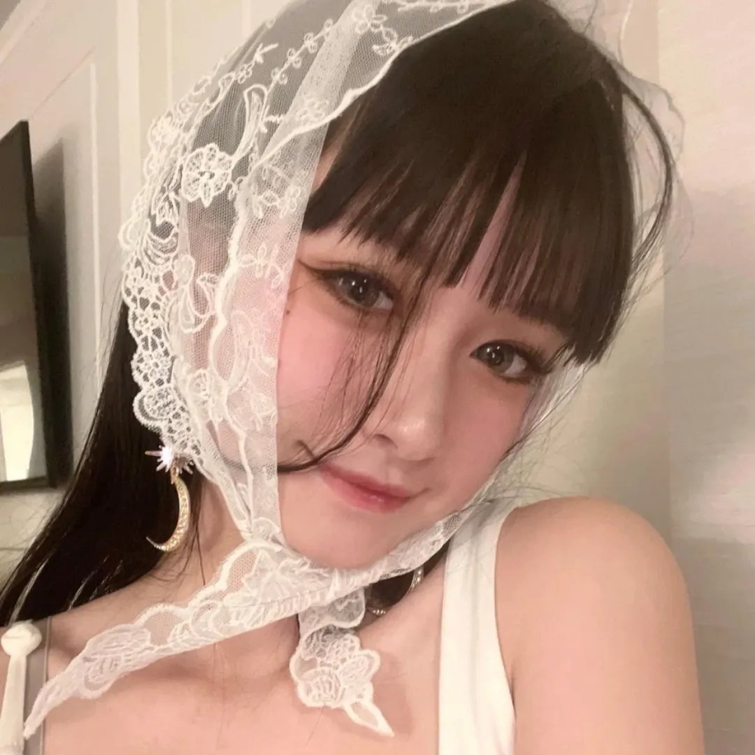 艾蜜莉·布莱尔的秘密